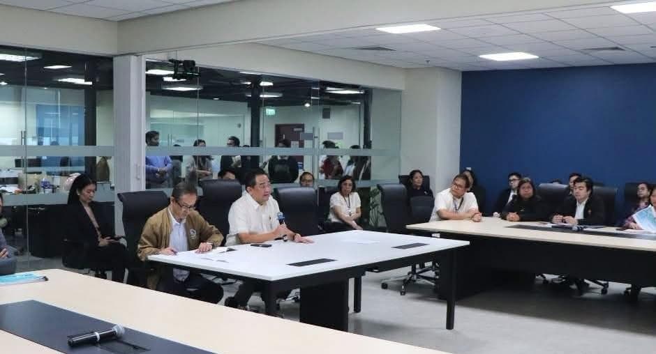 Bagong Kalihim ng DICT na si De Claro, Nakipagpulong sa mga Opisyal ng Kagawaran
