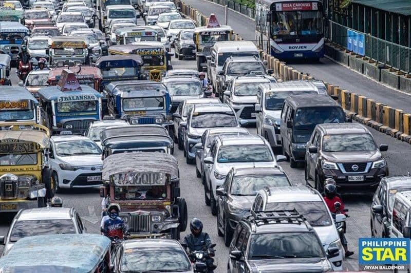 Pagsuspinde sa PUV Fare Hike, Itinataas ng DOTr