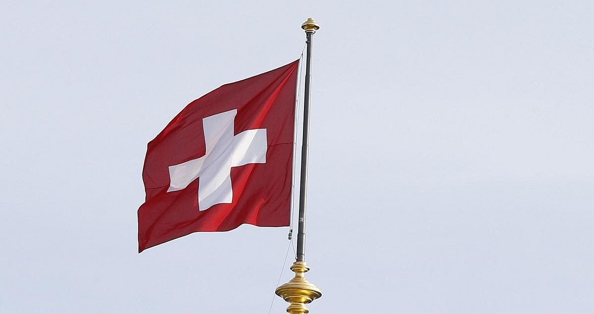 Pagsusuri sa Neutralidad ng Switzerland: Isang Referendum sa Susunod na Buwan
