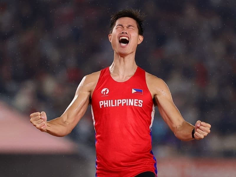 EJ Obiena, nagtakda ng bagong rekord sa Asian Games
