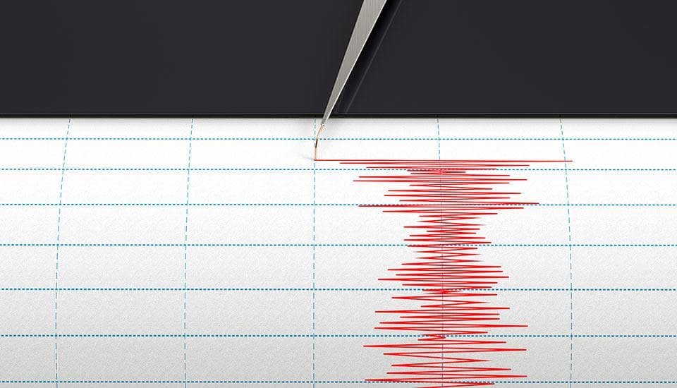 Malakas na Lindol na may Magnitud na 7.7 Tumama sa Baybayin ng Indonesia, Babala ng Tsunami Ipinahayag