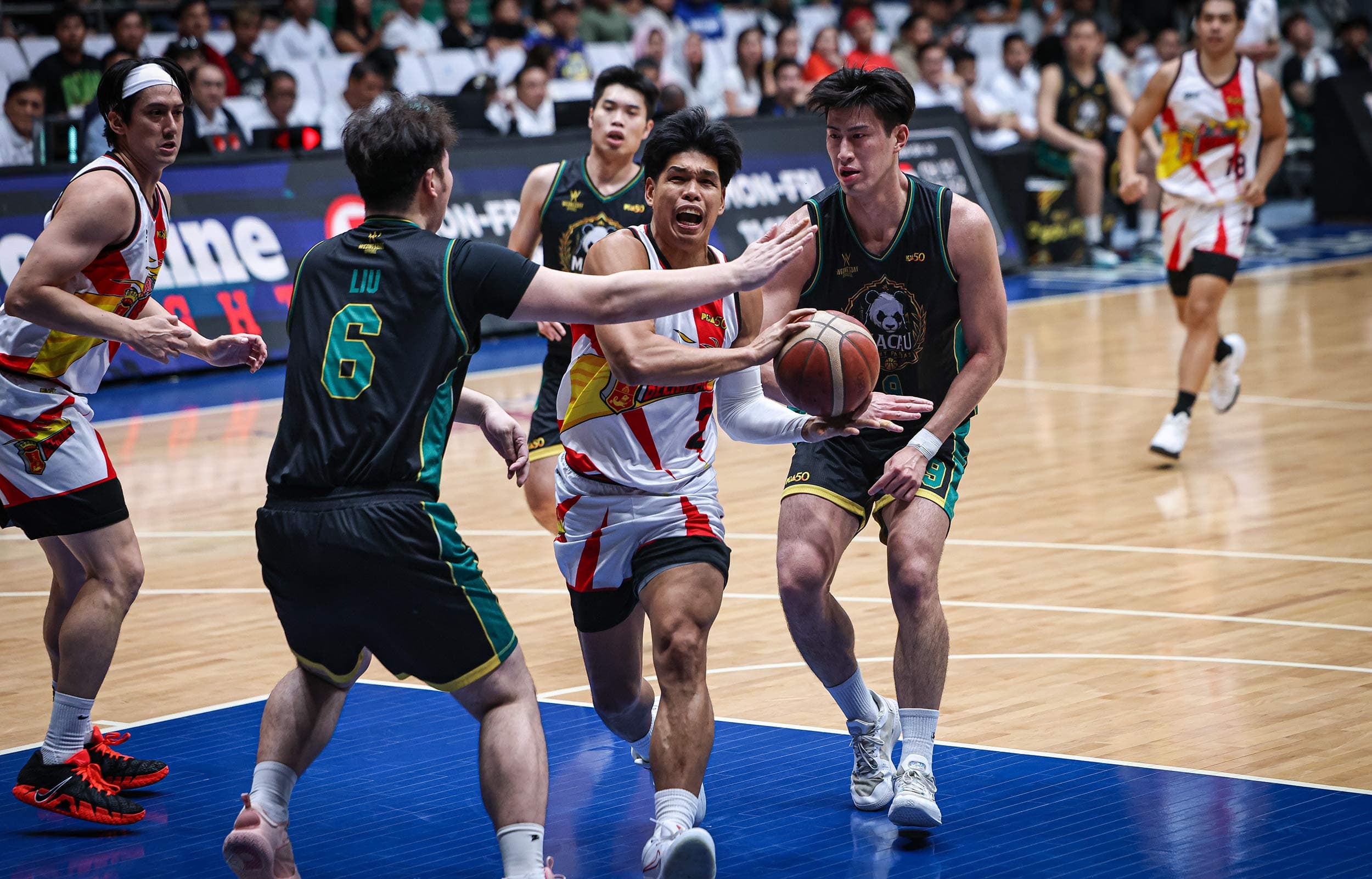San Miguel Beermen, tinambakan ang Macau ng 52 puntos at nagtala ng bagong rekord sa halftime