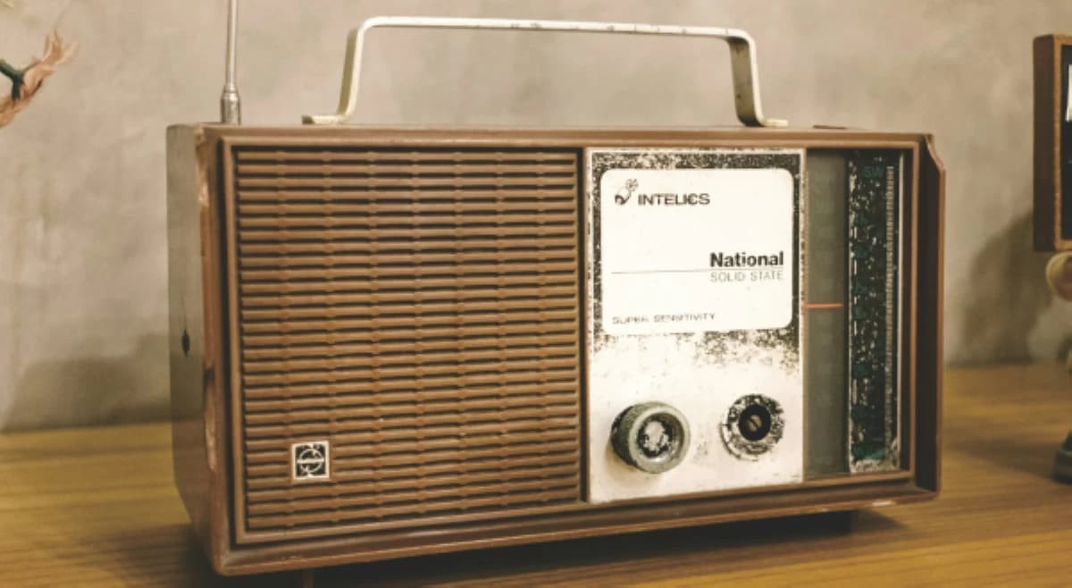 Pagsusuri sa Pagsikat ng Radyo sa Pilipinas at ang Kahalagahan Nito Ngayon