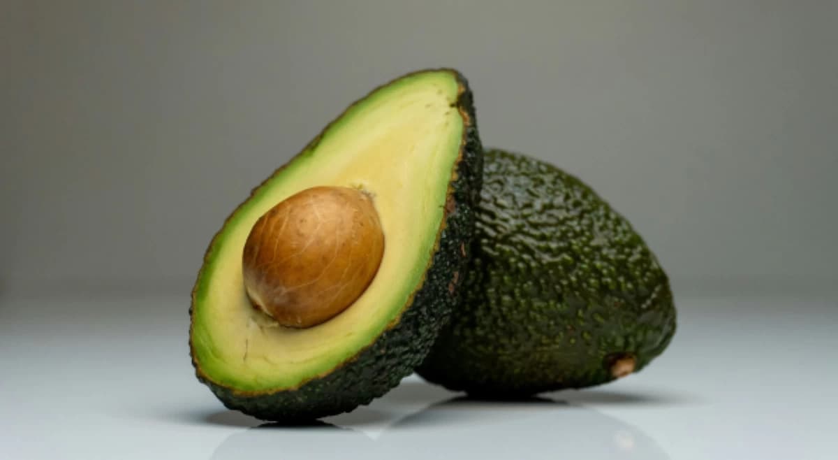 Kilalanin ang mga Benepisyo ng Avocado na Si ‘Melanie’