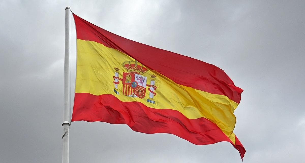 Spain Magpapatupad ng Kontrol sa Hangganan para sa mga Manlalakbay mula sa Italya