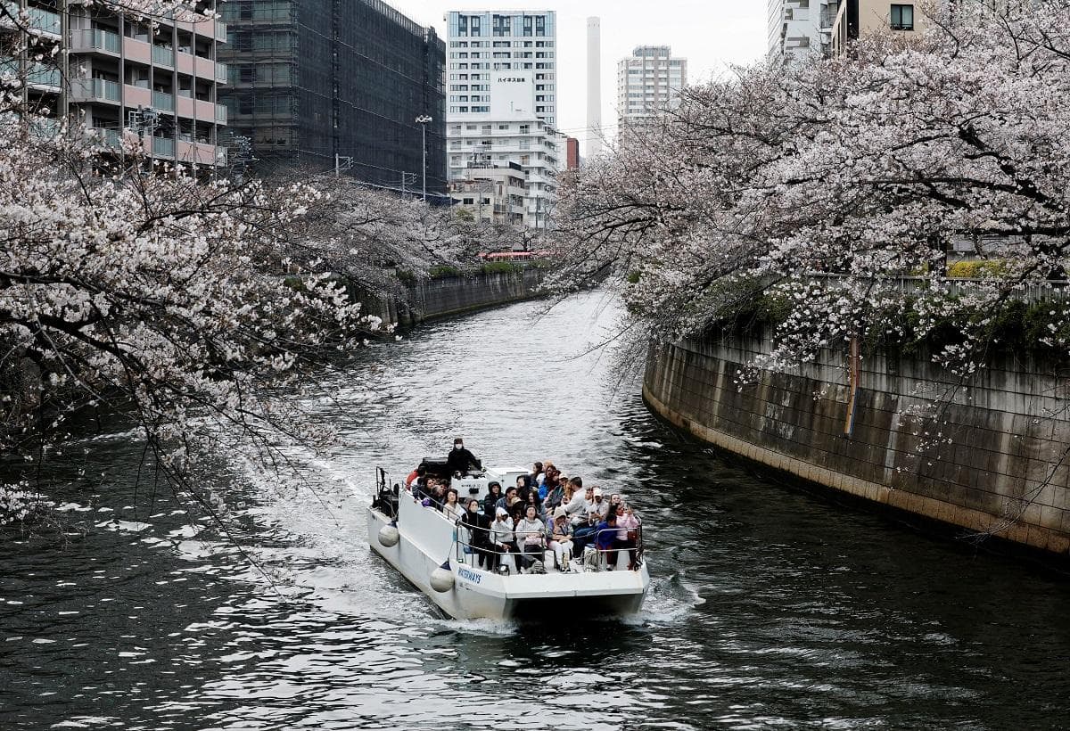 Japan, nagpatupad ng mas mahigpit na mga patakaran para sa mga dayuhan na nagnanais ng permanenteng paninirahan