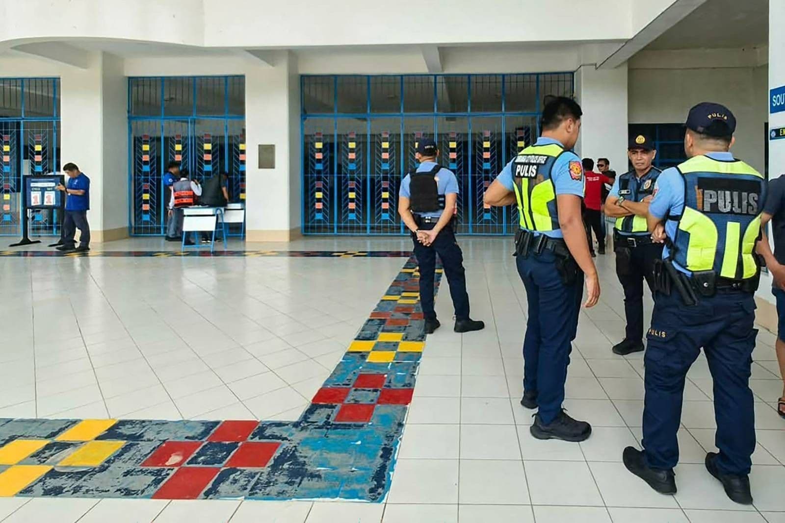 Mga Telco, Magbabawal ng Mga Website na Nagpapalabas ng Karahasan at Pamamaril sa Paaralan