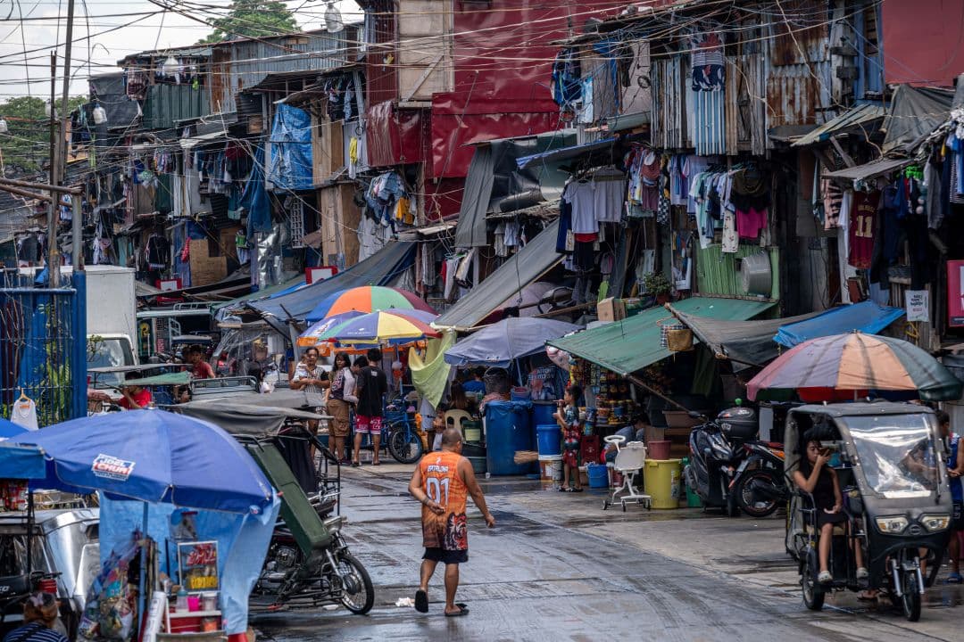 Pagsasailalim ng Kahirapan sa Pilipinas Umabot sa Isang Digit sa 2025