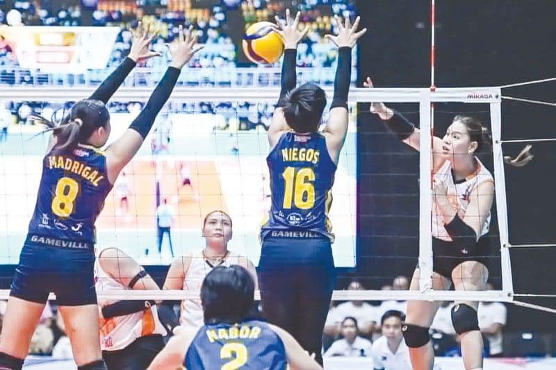 Farm Fresh Foxies, nakatakas sa Solar Spikers sa PVL On Tour