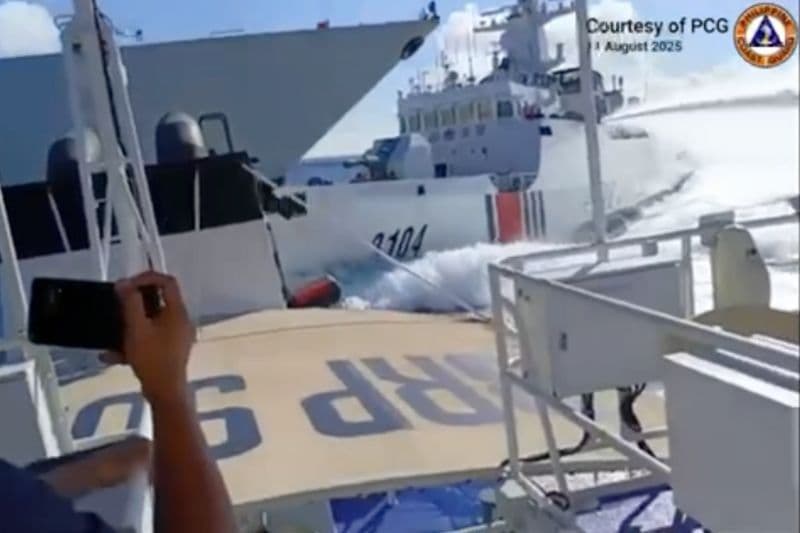 China, kinumpirma ang pagkamatay ng dalawang marinong guwardiya halos isang taon matapos ang insidente sa South China Sea