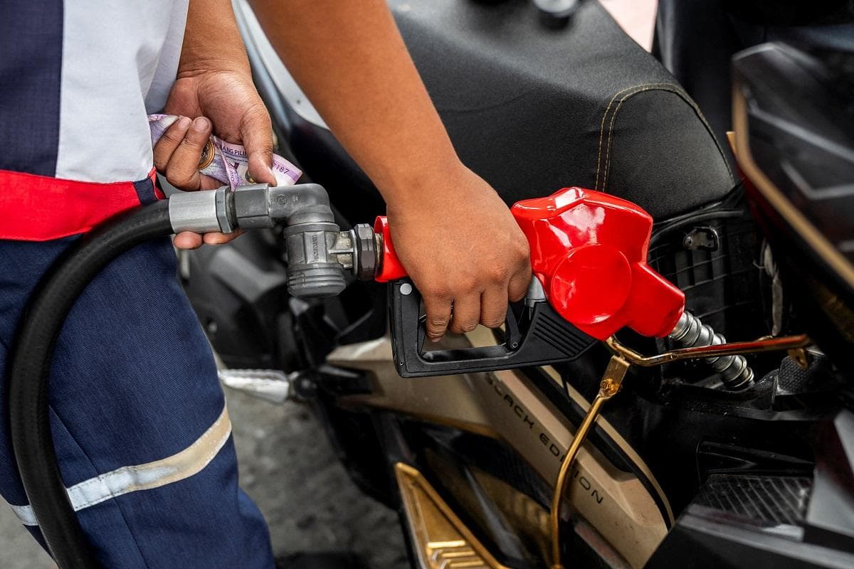 Pagbaba ng presyo ng gasolina at pagtaas ng LPG sa Agosto