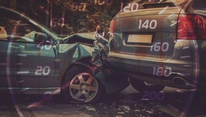 Driver ng van, nasawi sa aksidente; tatlong pasahero sugatan