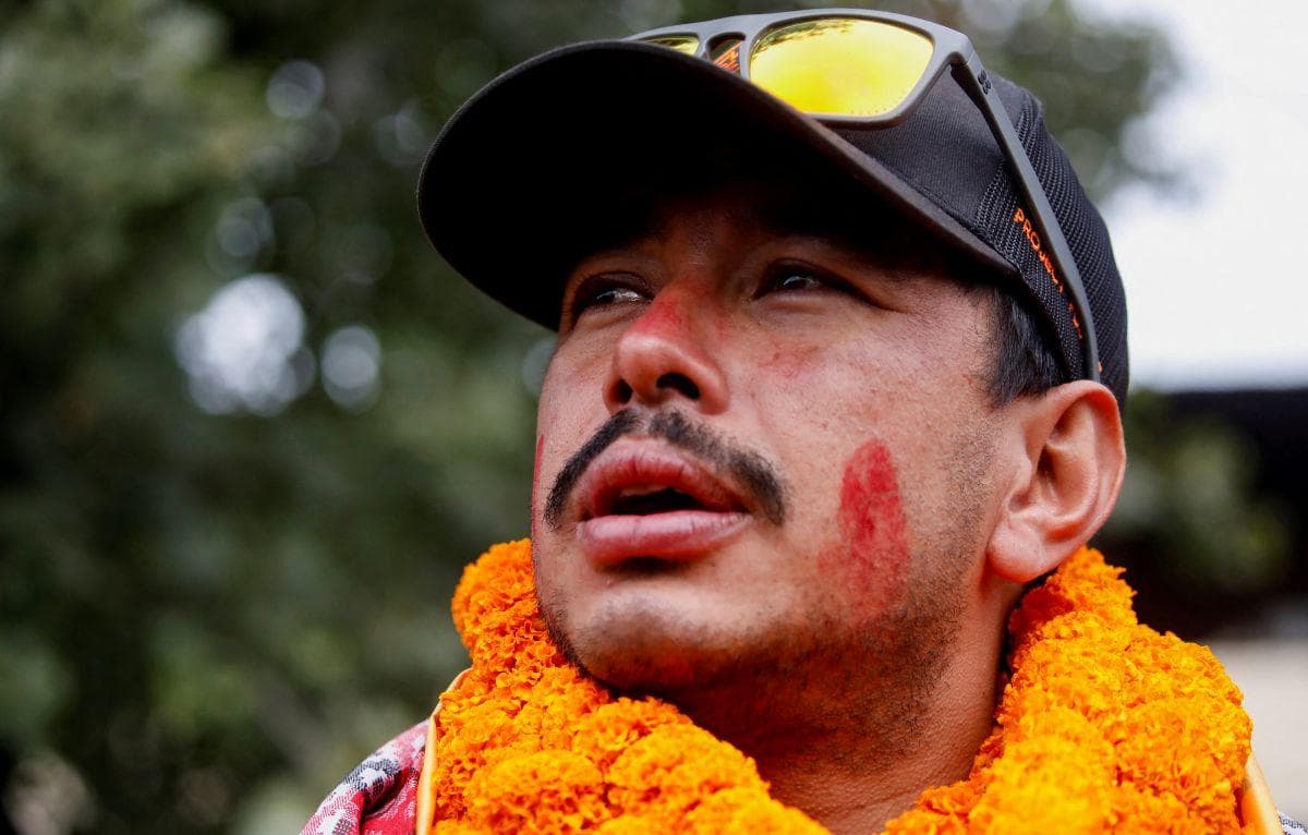 Kilalang Mountaineer Nirmal Purja, kasama ang 10 iba pa, nasawi sa pagguho ng yelo sa Pakistan