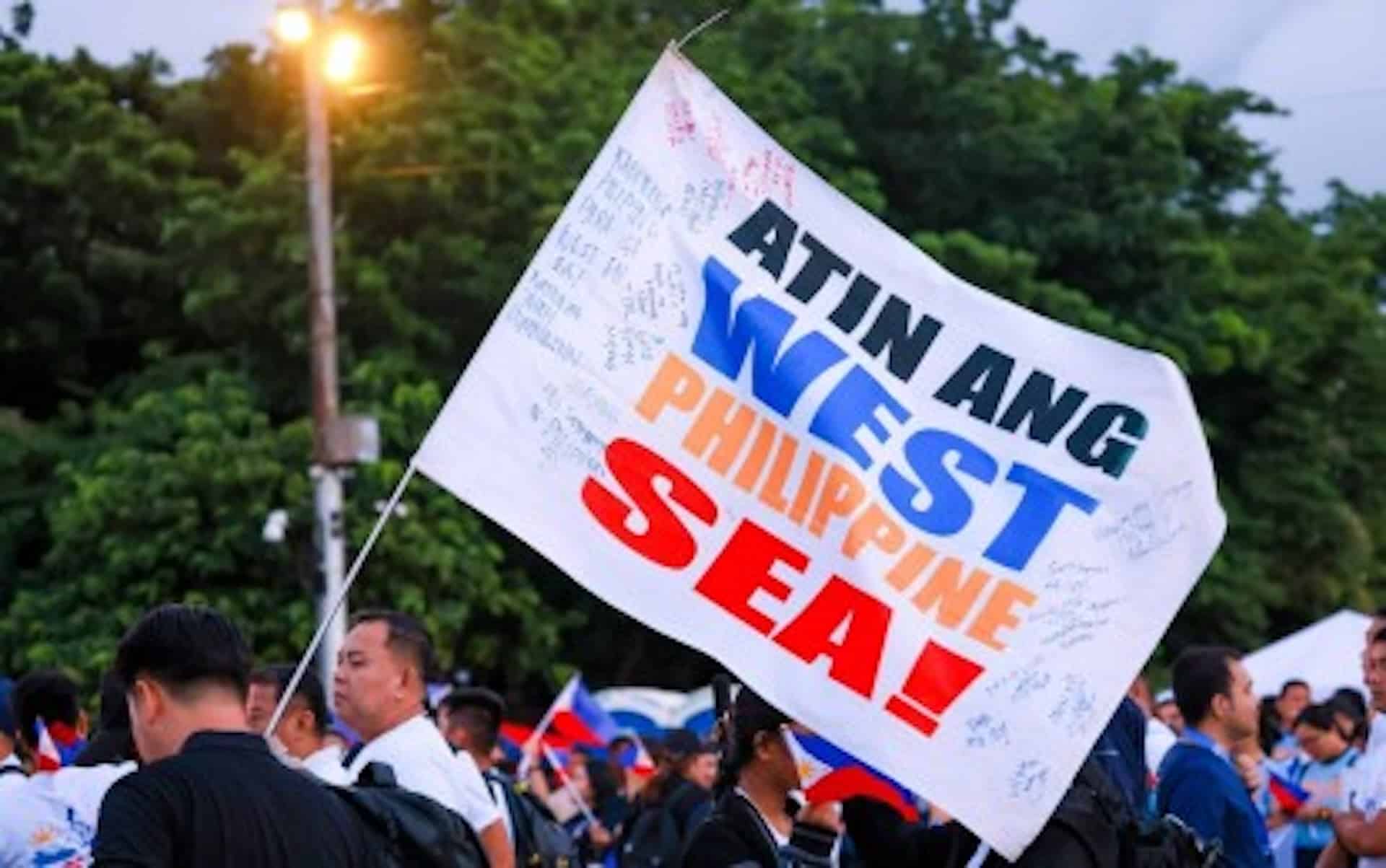 DND, tumutol sa panawagan ng Tsina: Hindi tatalikod ang Pilipinas sa posisyon sa Bajo de Masinloc