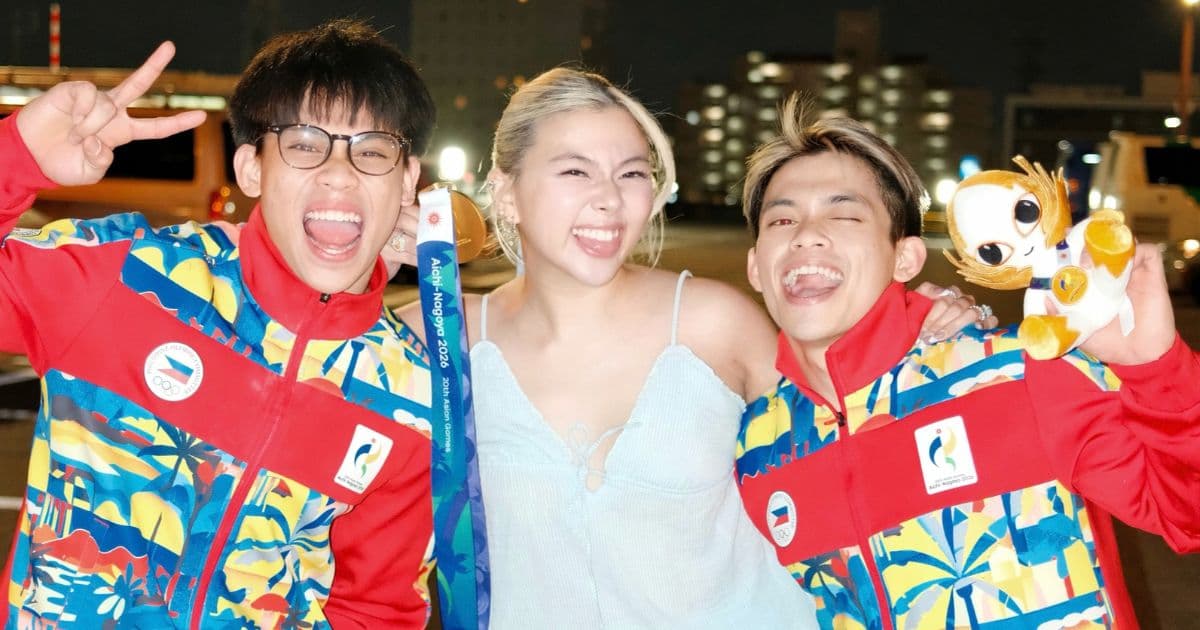 Carlos Yulo, labis ang saya sa hindi inaasahang salubong mula sa kanyang 'napiling pamilya' matapos ang tagumpay sa Asian Games