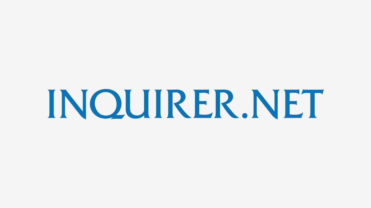 Paghahambing ng mga Impeachment Trial sa Pilipinas